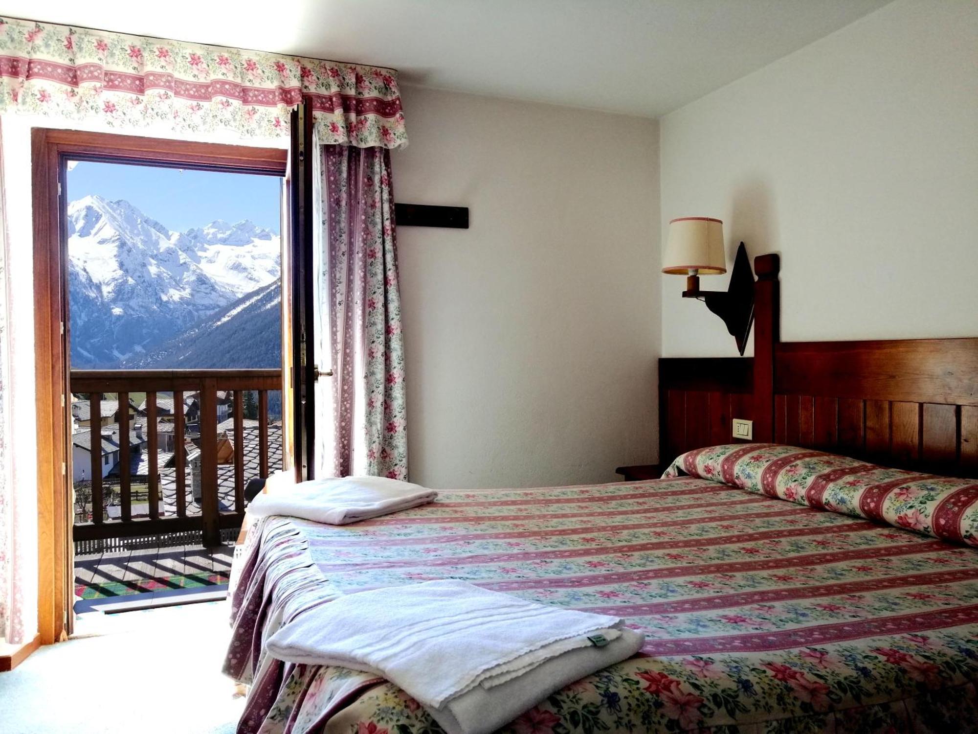 Hotel Locanda Grauson Cogne Zewnętrze zdjęcie