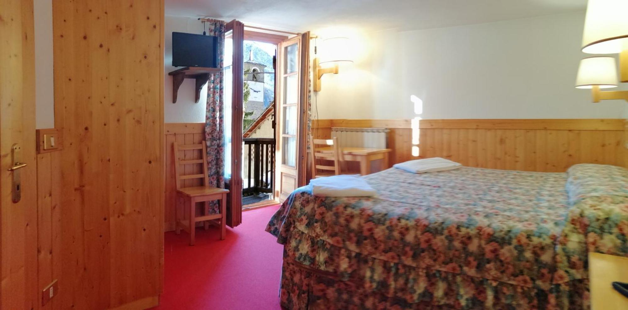 Hotel Locanda Grauson Cogne Zewnętrze zdjęcie